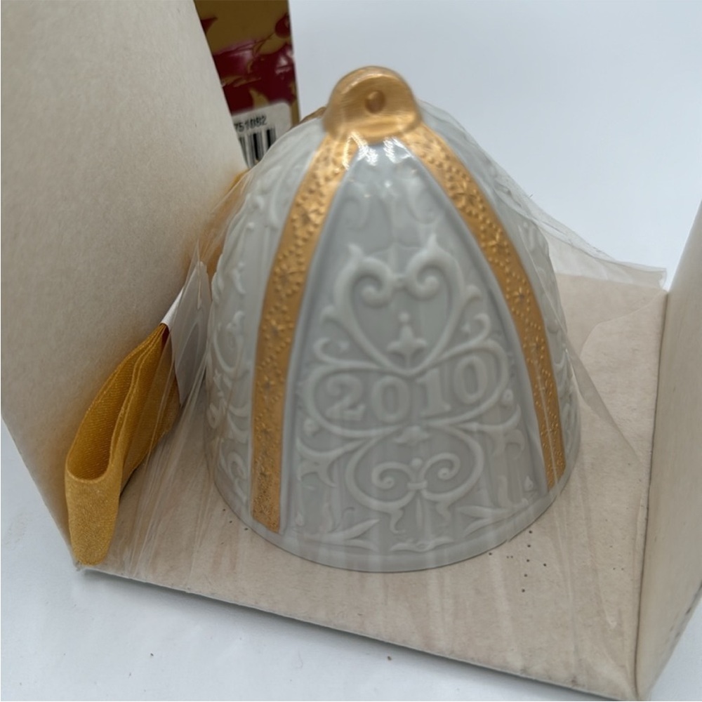 2010 Lladro RE-DECO Christmas Bell NIB